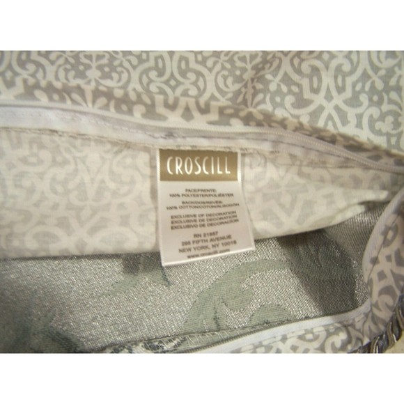 2 Croscill King Pillow Sham Damask Scroll Green Sage Silver Satin Edging 20x36 - Picture 9 of 12